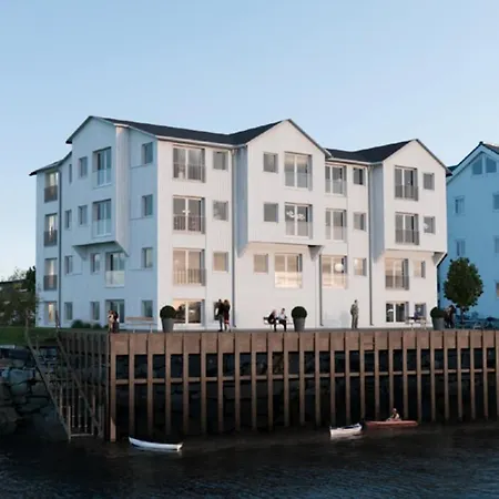 Modern&elegant In * Henningsvær