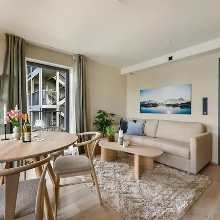 Modern & Elegant In * 헤닝스베르
