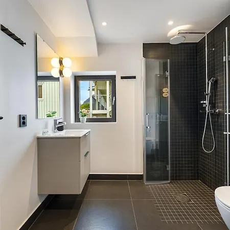 Modern & Elegant In 아파트
